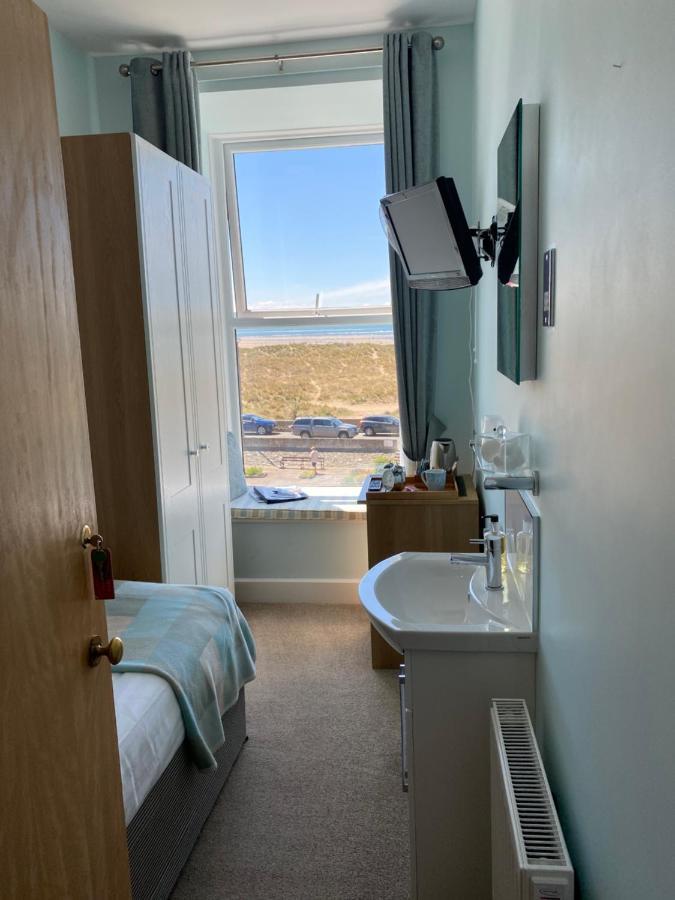 Oceandrive Bed & Breakfast Barmouth Exterior photo